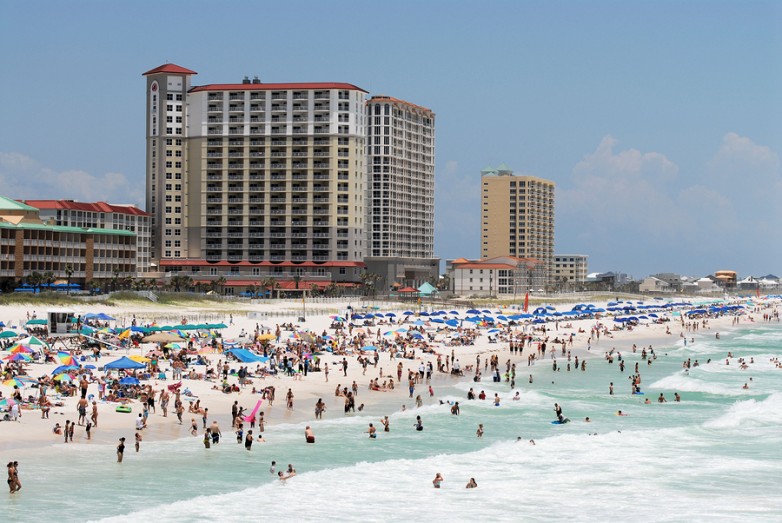 View of the crowds on Pensacola Beach Florida from the fishing pier