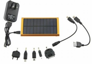 solar_cellphone_charger_image_title_7zs7s